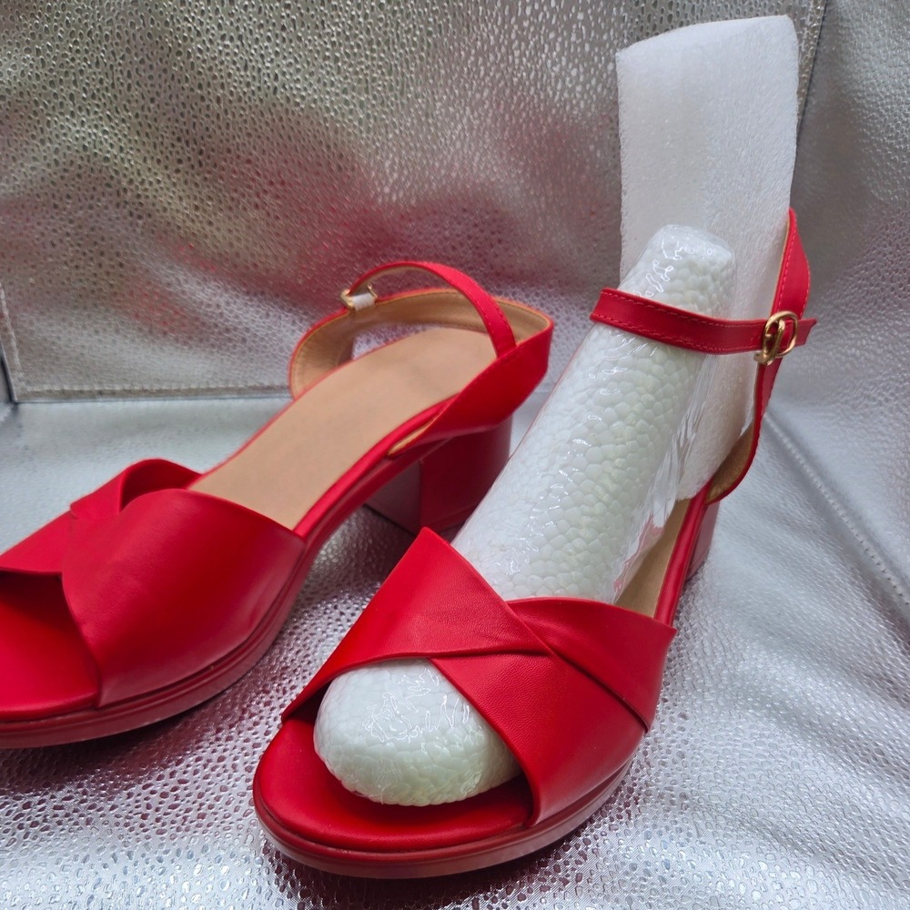 Red Block Heel Sandals Twisted Knot Front Ankle Strap Open Toe Shoes Size 10